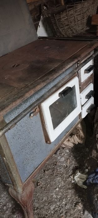 Sparhet, піч на дровах