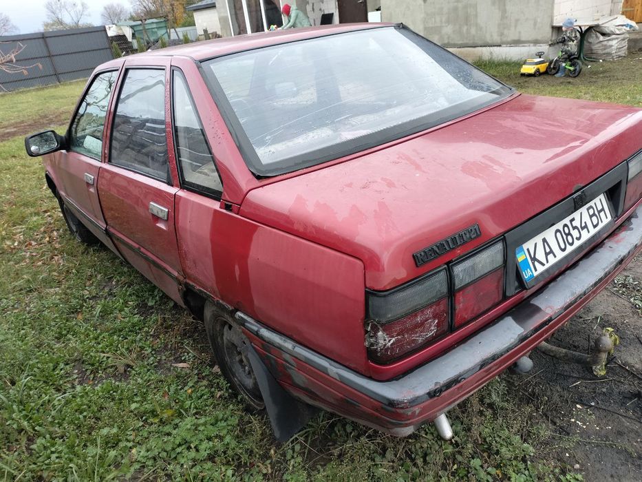 Продам автомобіль з документами