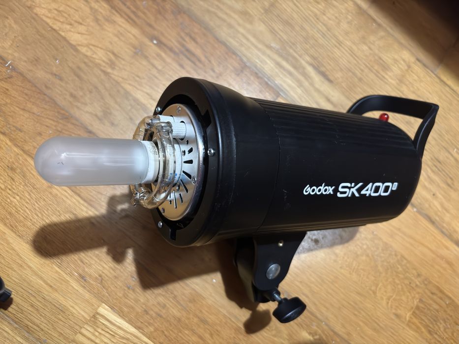 Flash Godox SK400 ii