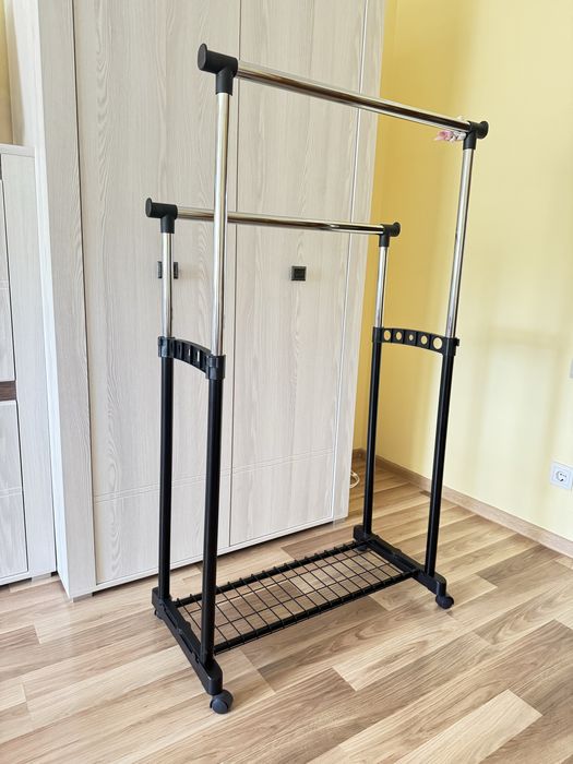 Вішалка пересувна подвійна для одягу jysk