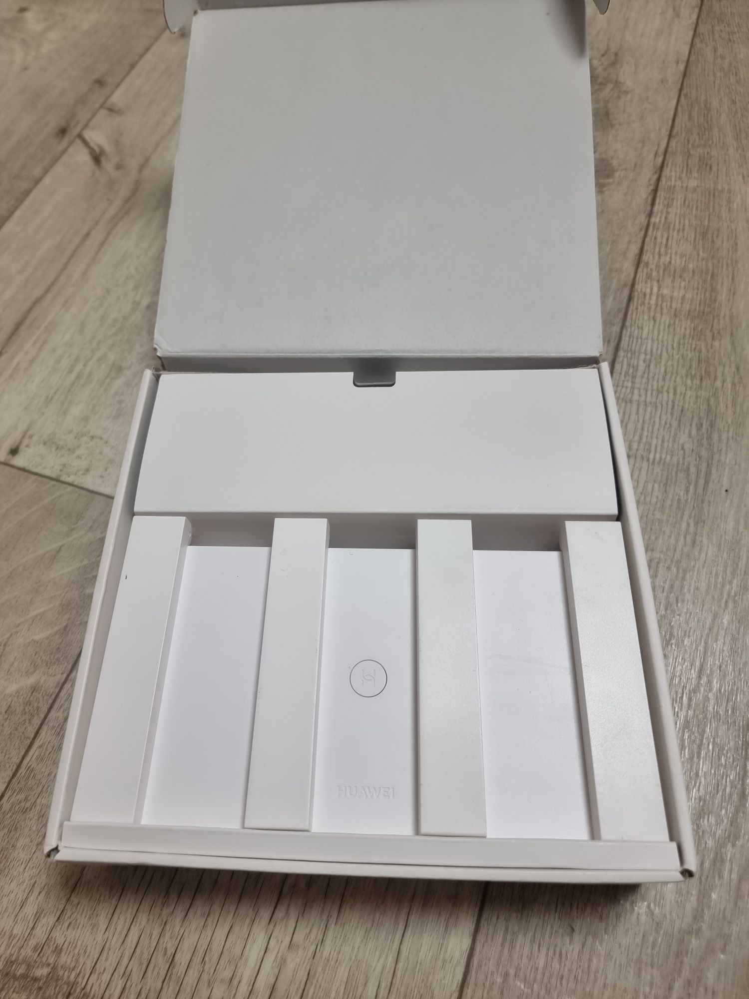 Маршрутизатор Huawei WS5200 v3 роутер Huawei WS5200 v3 Лишився 1.!!