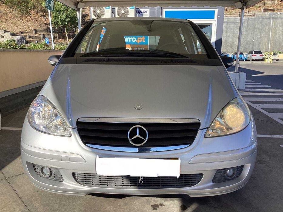 VENDO Mercedes A150 - Gasolina -