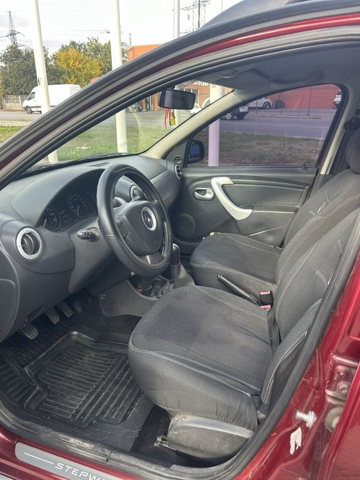 Renault Sandero StepWay 2011