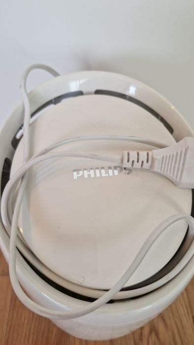 Nawilżacz powietrza ewaporacyjny philips hu4706