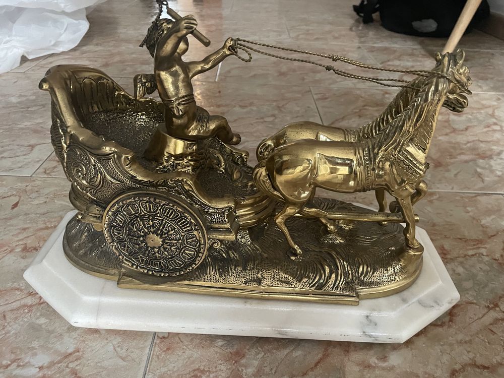 Estatueta em cobre