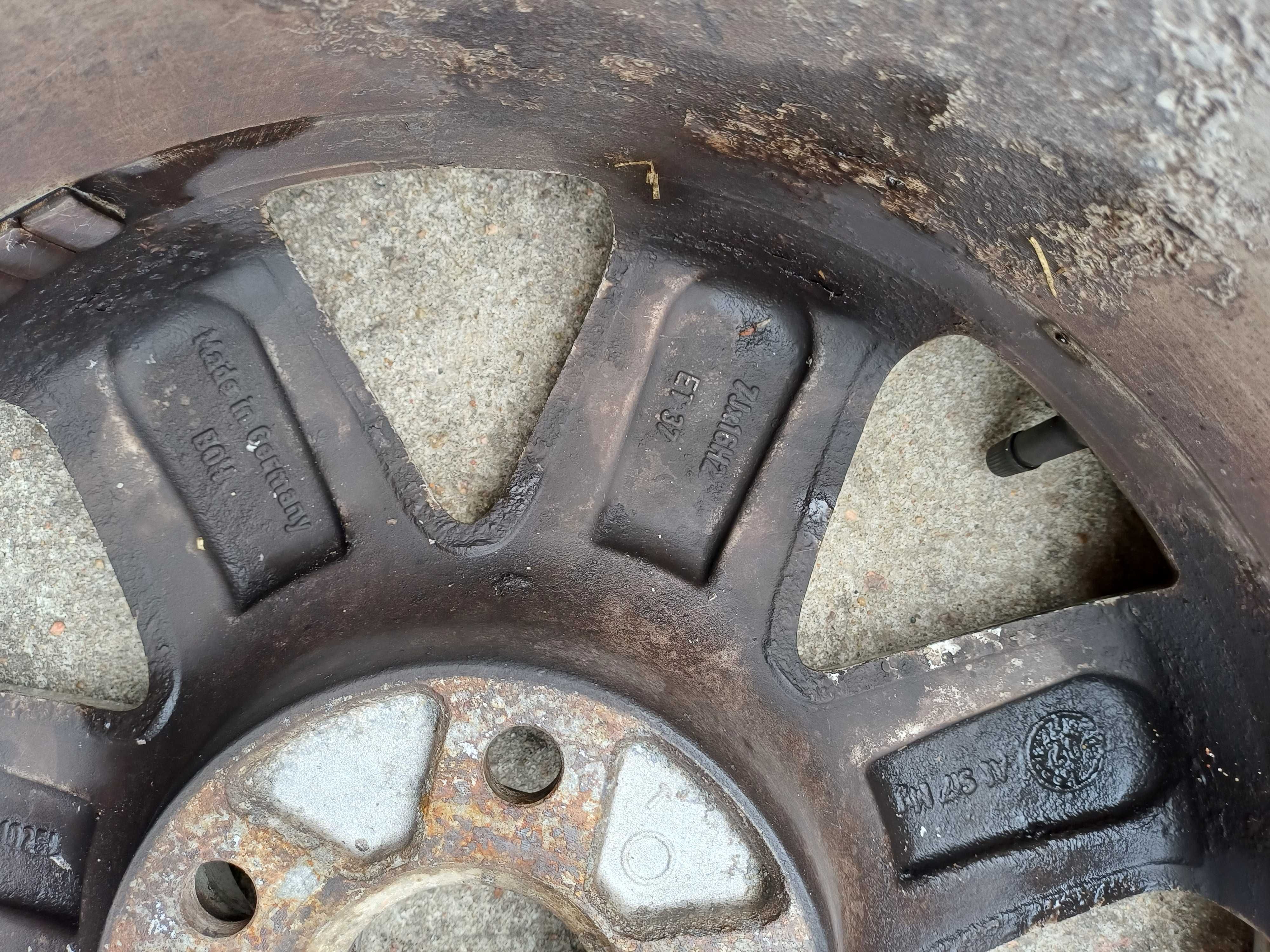 Alufelgi 16 orginalne do volkswagena
