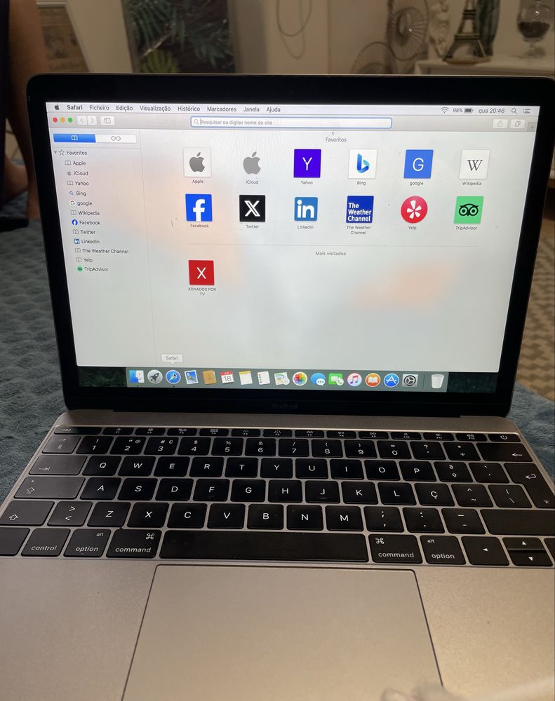 MecBook retina  12