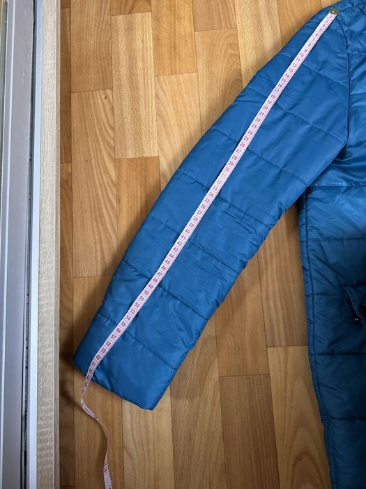 Жіноча осіння куртка, розмір М