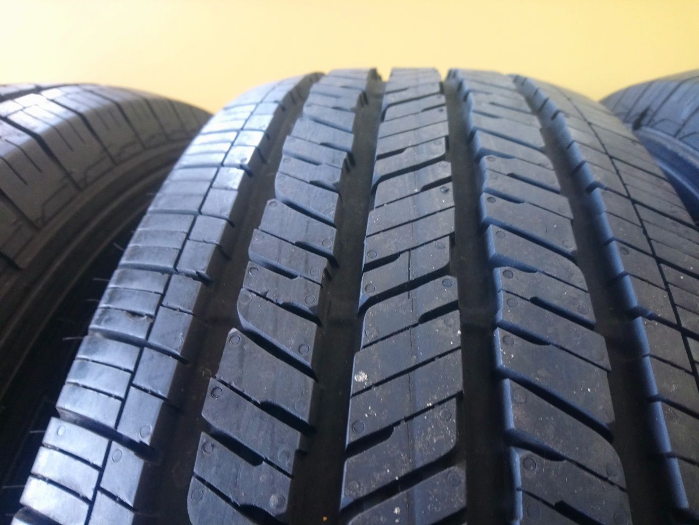 4 Opony NOWE letnie BRIDGESTONE 255/70R18