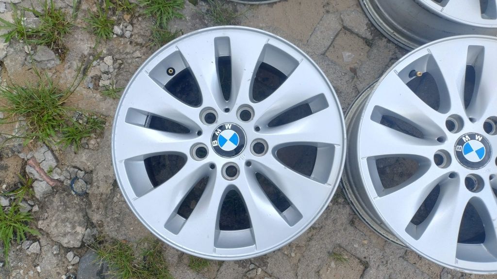 Oryginalne Alufelgi 5x120 BMW E87 Et 42 R16