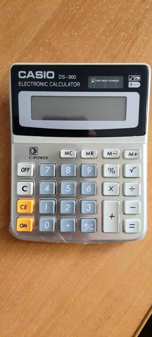 Калькуляторы "CITIZEN" и "CASIO"