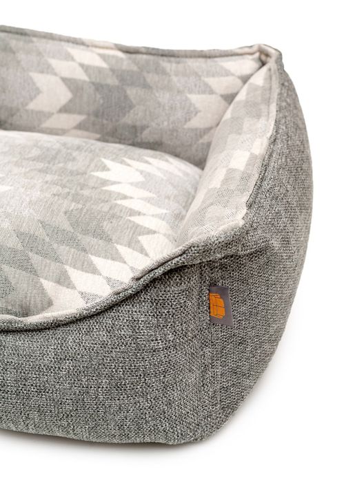 Подушка для животных. Любимые кошки и собаки.