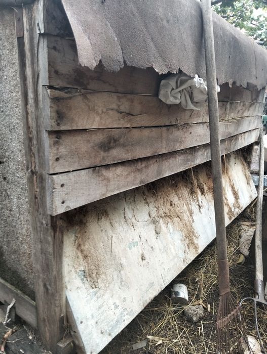 Продам клетки для кроликов б.у.