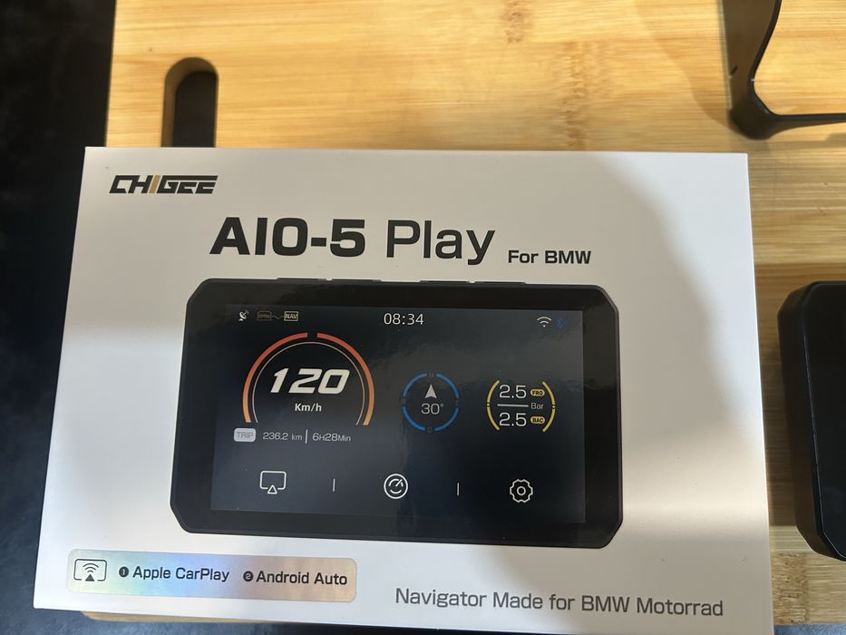 Chigee Aio-5 play for BMW Motorrad