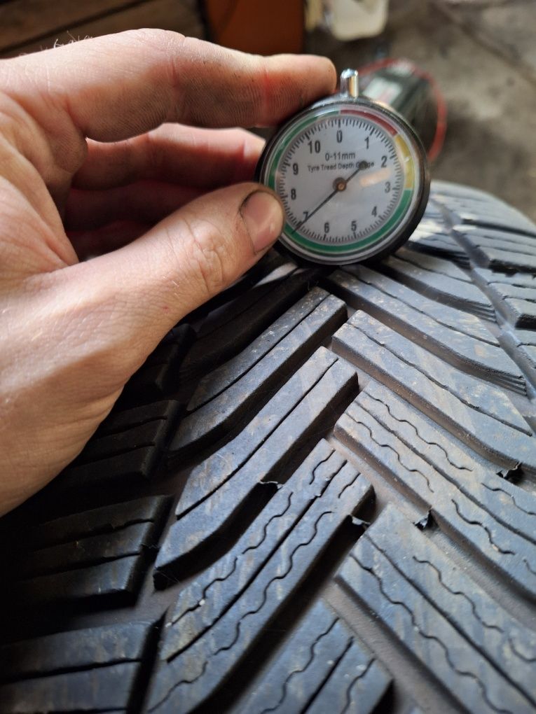 Jak nowe opony zimowe 205/60/16 Michelin Alpin 6
