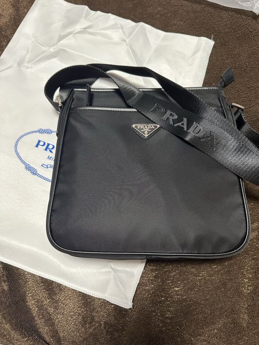 PRADA Re-Nylon Messenger Bag Black