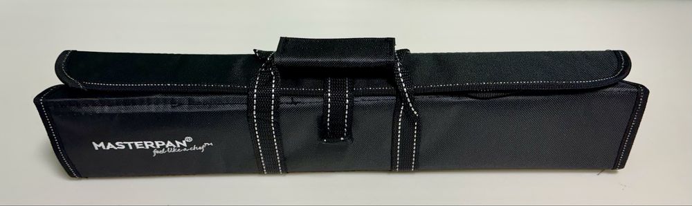 Zestaw noży w transportowej torbie/etui. 9el. Nowy