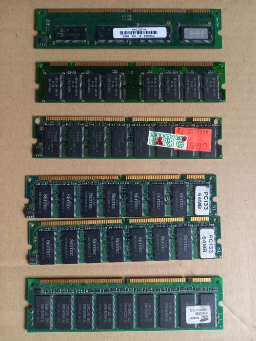 Moduł pamięci do starego komputera