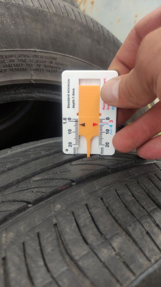 Продам Шины 195/60R15