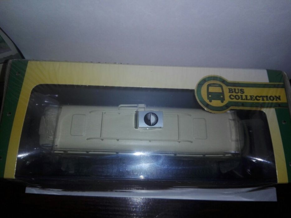 Model autobusu Ikarus 66 skala 1:72 Atlas