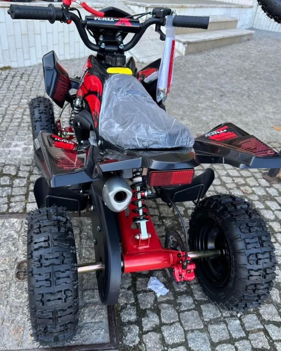 Mini moto 4 a Gasolina para crianças