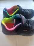 Sapatilhas Skechers / Medida 32