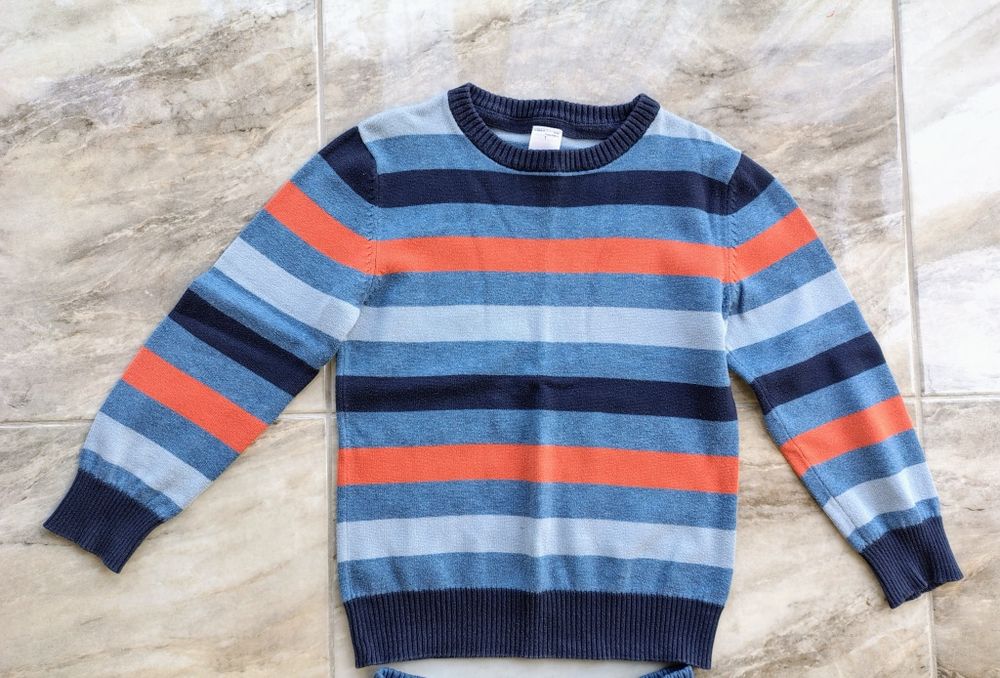 Речі для хлопчика на зріст 116-122 ( штани, светр та кофта)