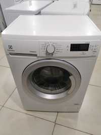 НАЙНИЖЧІ ЦІНИ. ВЕЛИКИЙ ВИБІР. Пральна машина Electrolux 7kg.  AQ7F 09