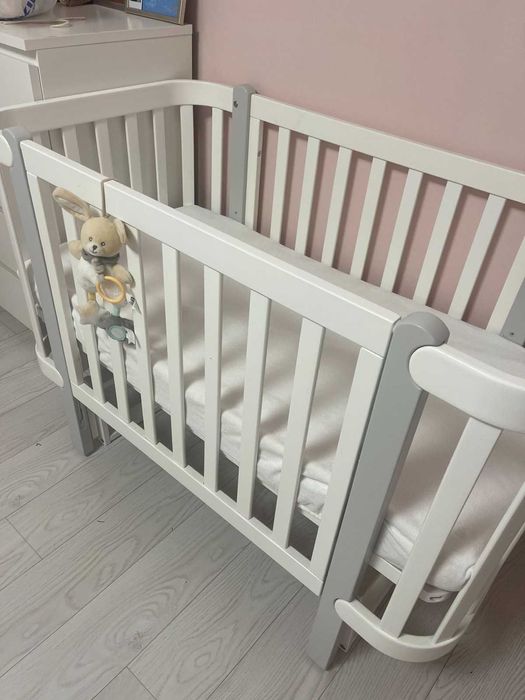 Ліжечко дитяче з матрасиком, біле