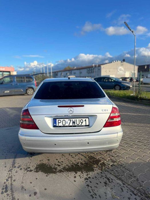Mersedes W211 Rok 2003