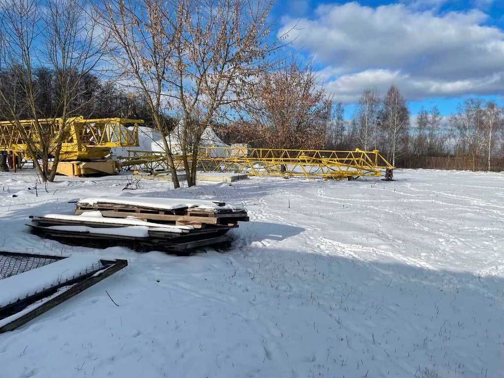 Продаж складських приміщень із земельною ділянкою 1 га