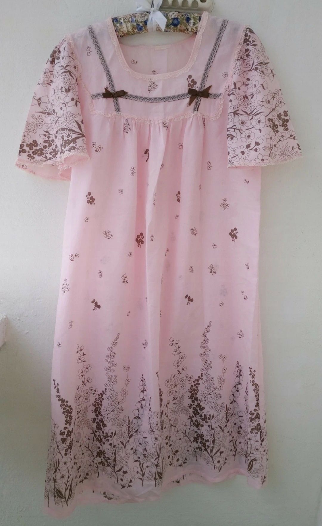 różowa koszula nocna retro vintage