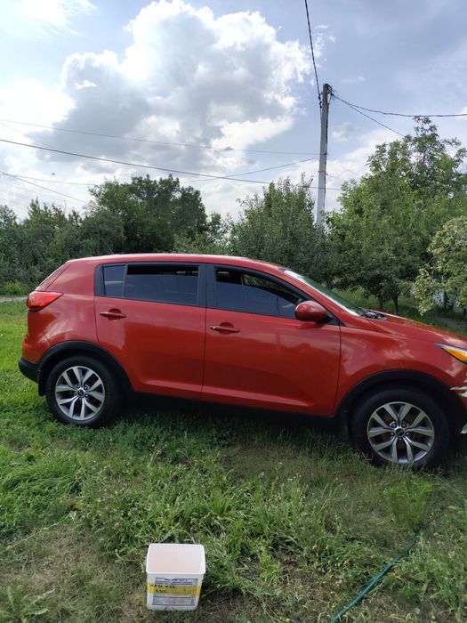 Продам семейный автомобиль KiA sportege 3