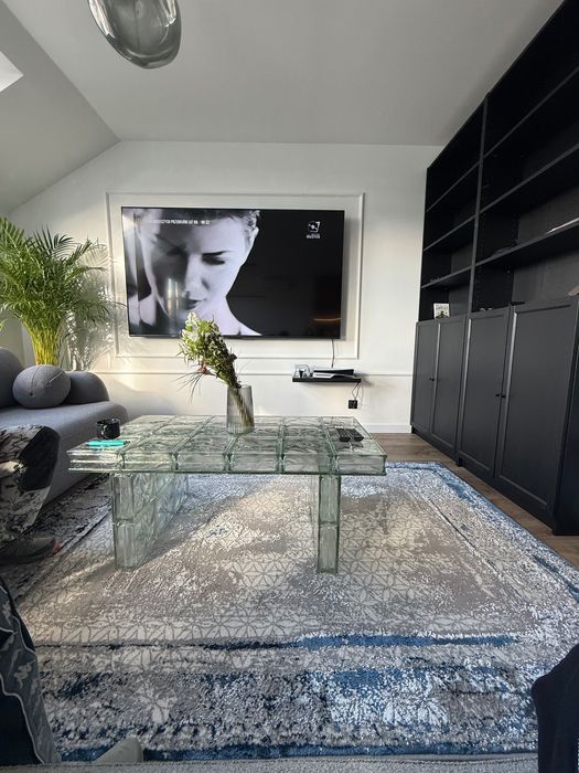 Stolik z luksferów – industrialny i designerski mebel na wymiar