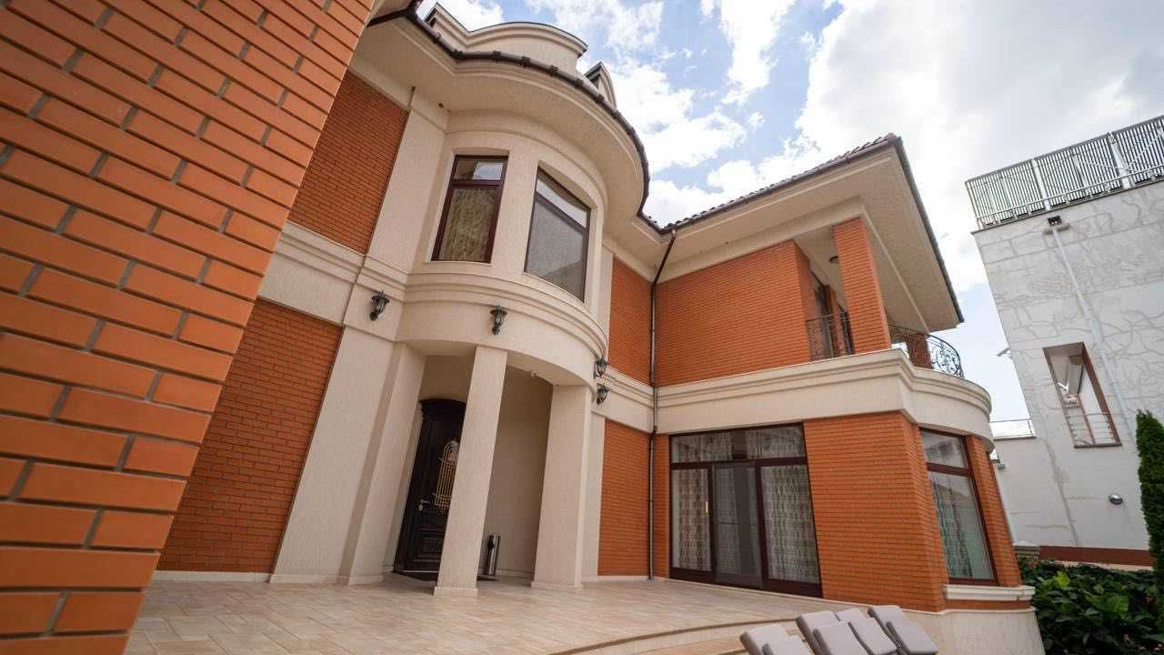 Продажа элитного особняка в Одессе! Закрытый кооператив на 10 Фонтана.