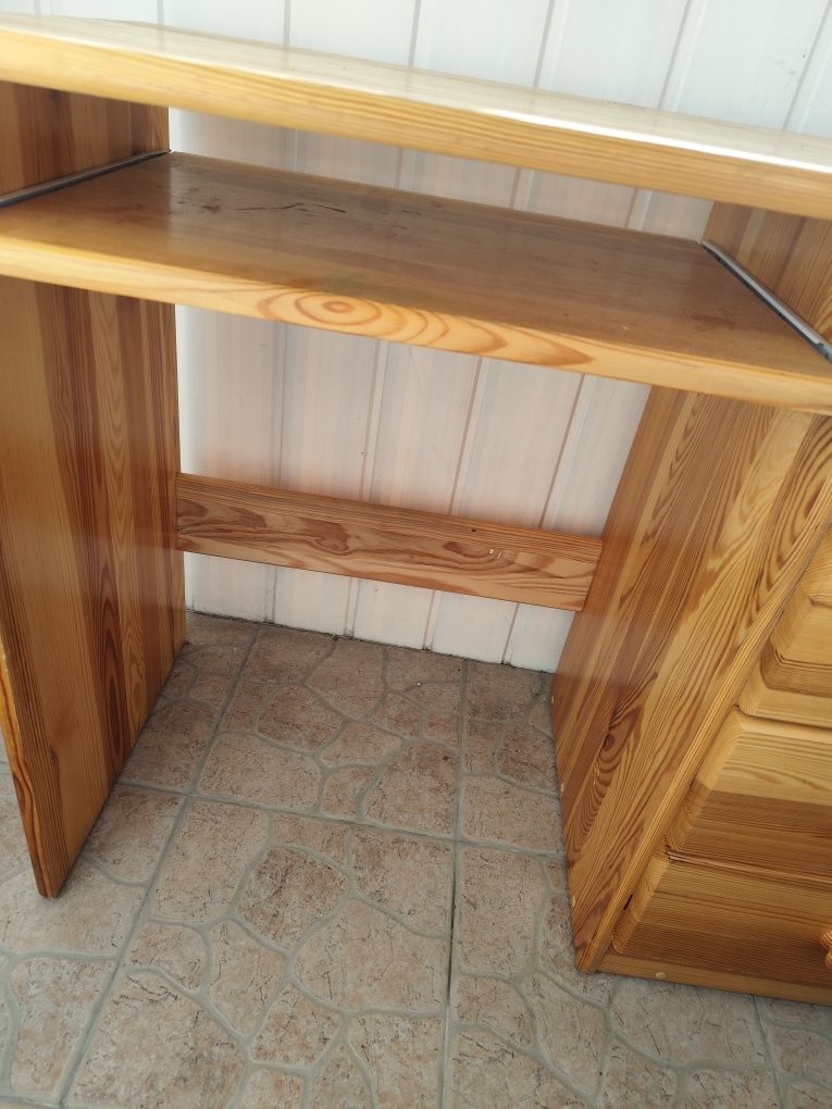 (TARCHOMIN) Porządne retro biurko drewniane - lite drewno - z szuflada