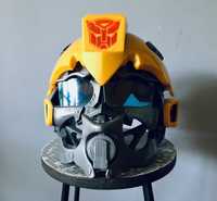 Kask Bumblebee-Transformers z dźwiękiem.