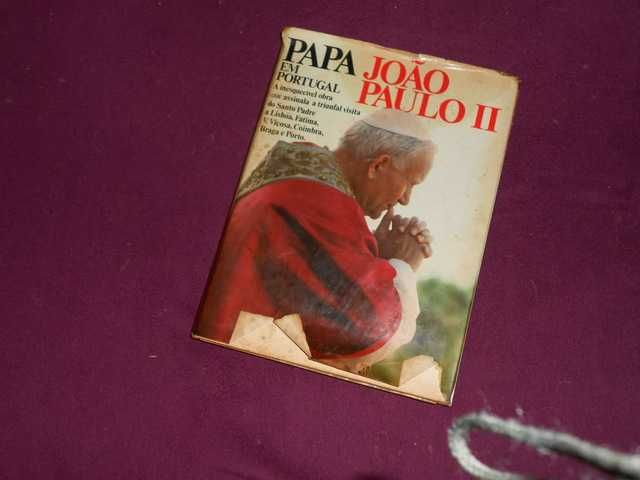 Livro "O Papa João Paulo II em Portugal" e +