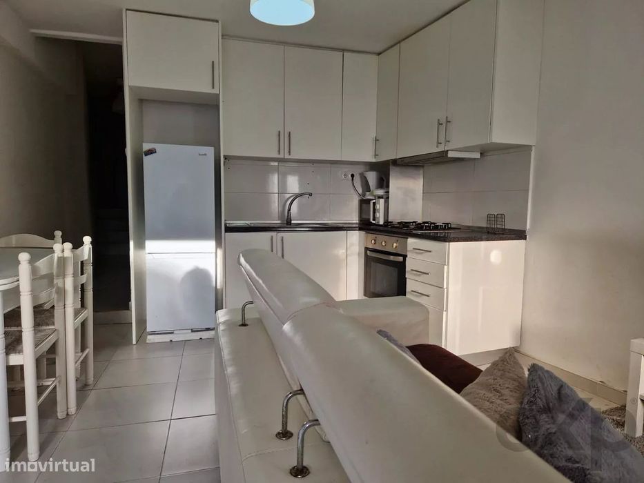 Propriedade com 3 casas -centro Historico-Vila do Conde