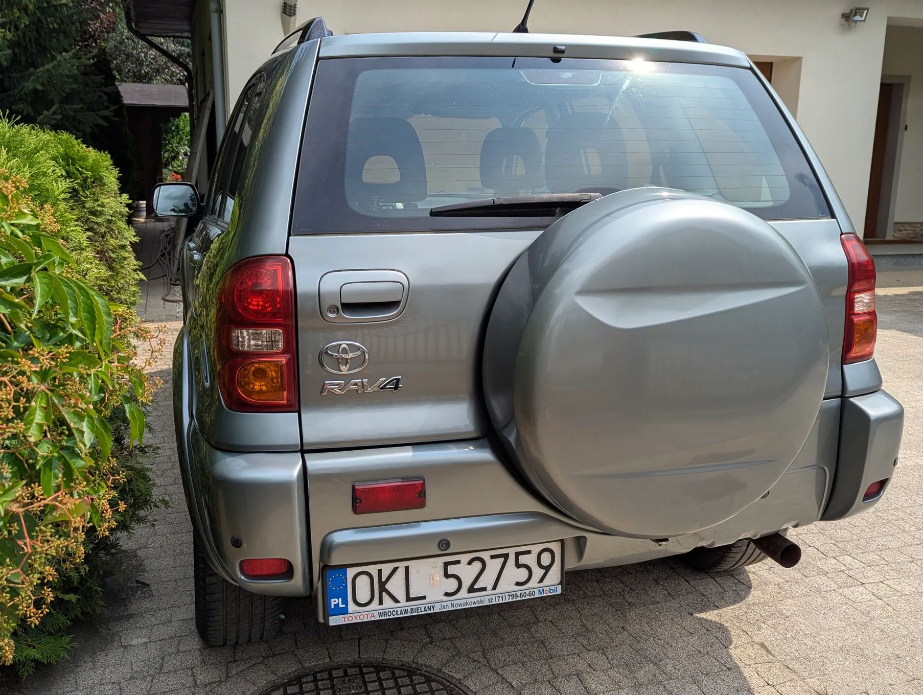 Toyota RAV4 Toyota RAV4 II 2005 niezawodna, z mocnym benzynowym silnikiem 2.0