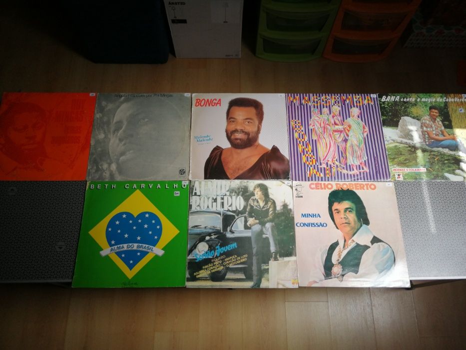 Discos Vinil Música Angolana/Brasileira/Popular.