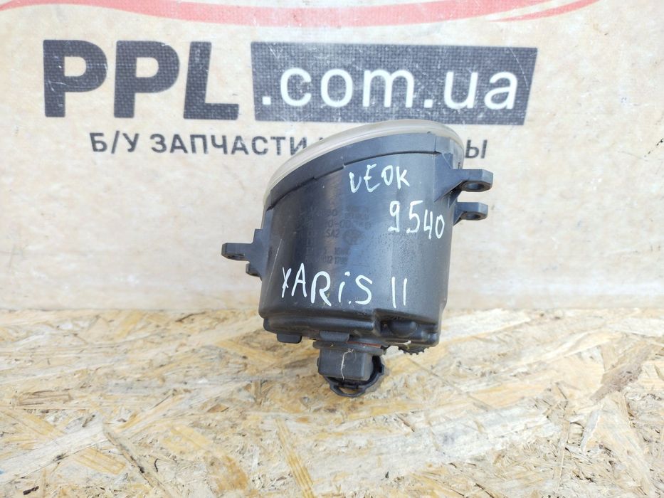 Toyota Yaris II 06-09 Avensis T25 Rav4 III Auris туманка левая