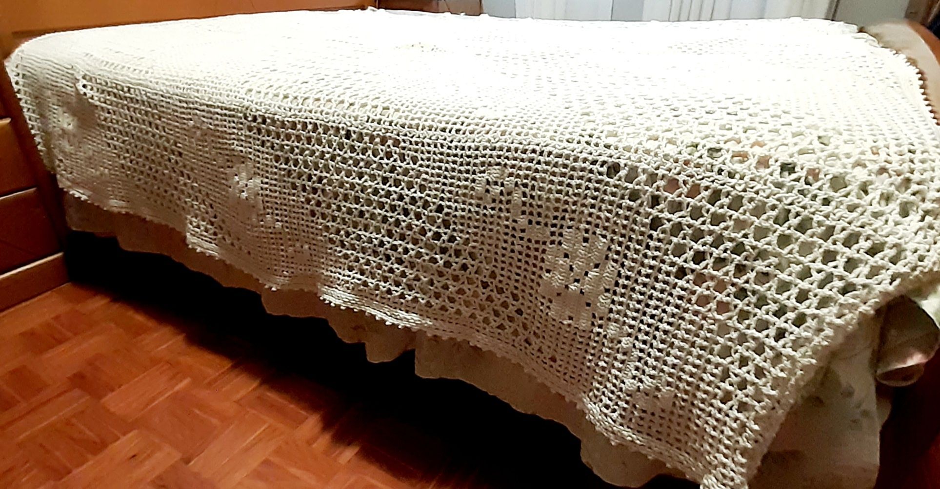 Coberta de renda para cama de solteiro