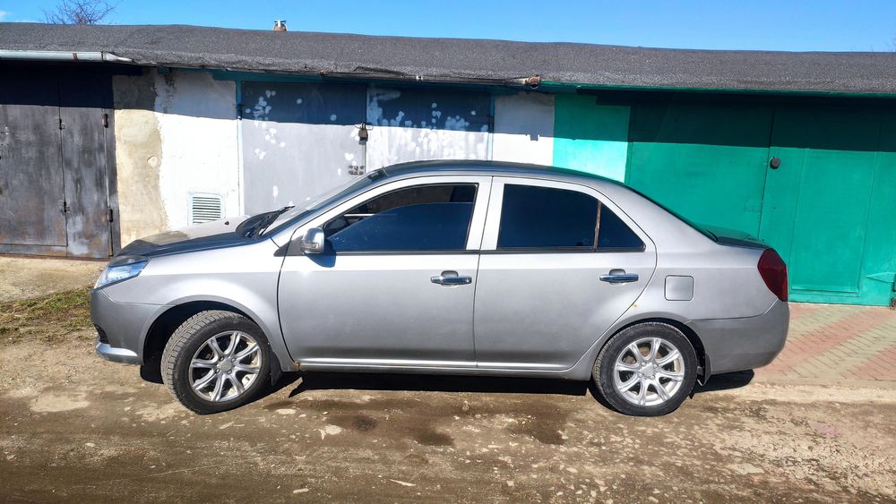 Автомобіль продам