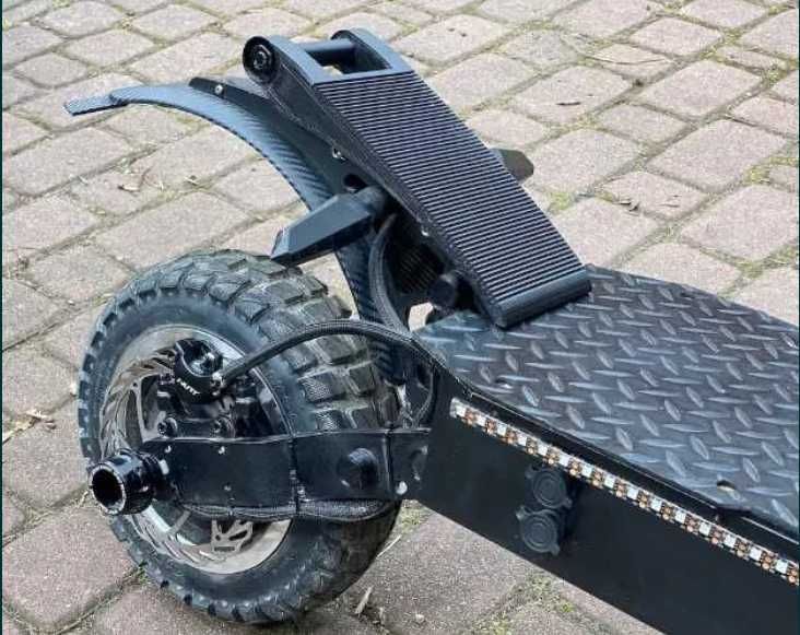 Podnóżek, stopka Boyueda / Laotie Ti30 ES18 / LANGFEITE T8 CZARNY