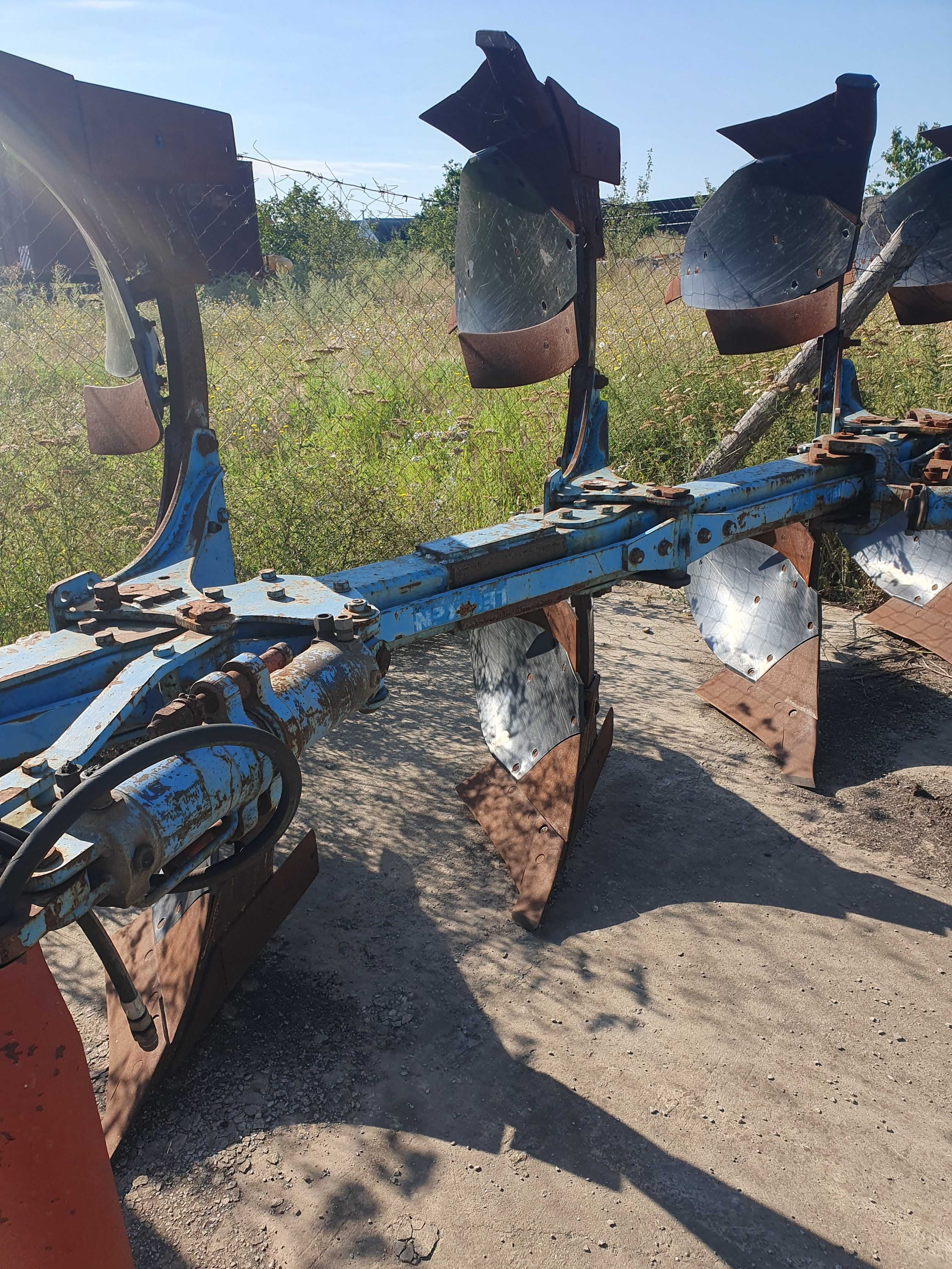 Продам плуг Лемкен lemken 4+1