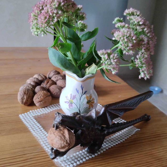 Ручний подрібнювач горіхів