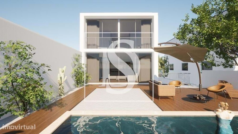 Moradia de Luxo junto à Praia, com Piscina Aquecida Privada