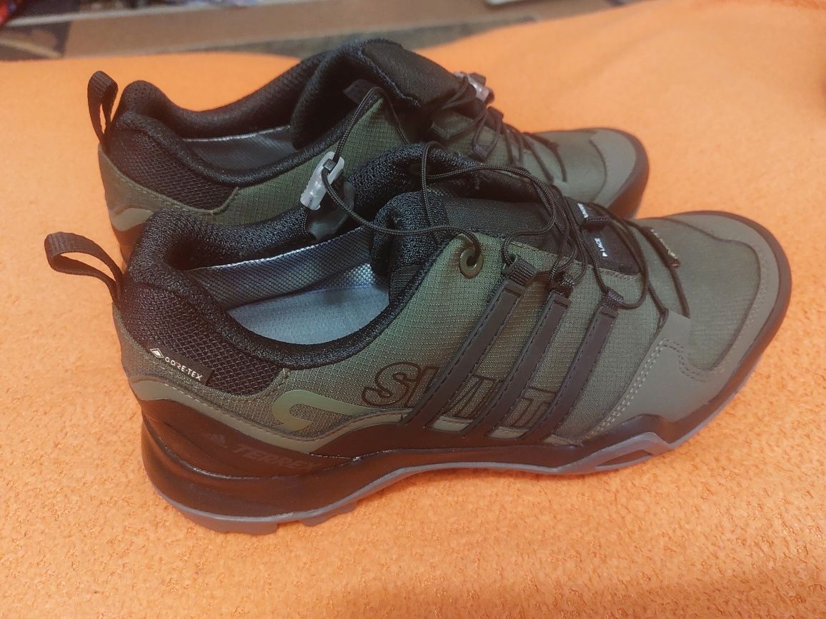 Красовки Adidas TERRX 42р
Кроссовки Adidas Terrex Swift R2 Gore-Tex CM
