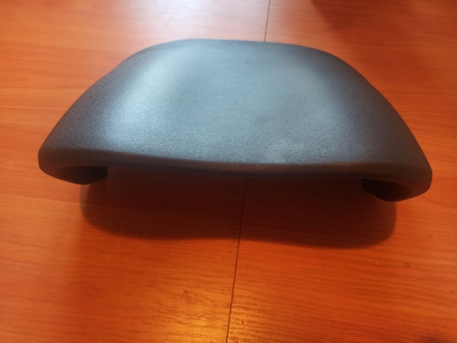 Продам оригинальный шкиф на  Рено Меган 2,двигатель 1,6 бегзин